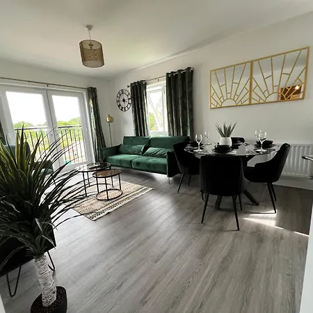 Modern 2 Bedroom Apartment Sittingbourne Exterior photo