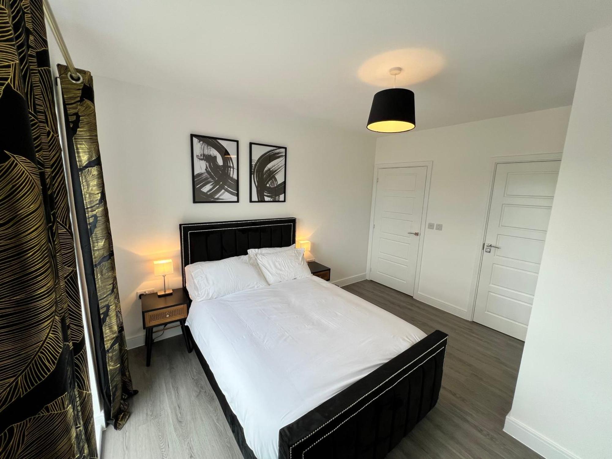 Modern 2 Bedroom